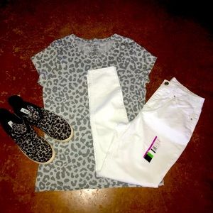 NEW white skinny jeans